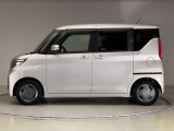 【ユーカーズ浜線へようこそ】屋根付駐車場なので、雨でもゆっくり車をご覧いただけます!当社は、新車、中古車、サービス工場と併設しております。トラブル時も安心です!