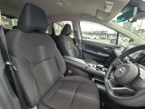 体にフィットし運転する楽しさを感じられるシートです