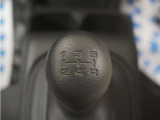 人気の5速マニュアルです。