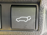 【パワーバックドア】スマートキーや運転席のボタンを押すだけでリアゲートが自動で開閉します!荷物を持っている時や、高い位置にあるバックドアを閉める際に便利な機能です♪