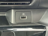 運転席前にはUSB充電ポート