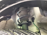 お車を安心してお乗りいただく為には、足回りの定期点検が欠かせません。サービスサポート(有償保証)では無料点検もご提供しており、安心のカーライフをお過ごしいただけるサポート体制が整っています。