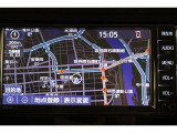 純正7インチSDナビ。CD・SD・電波の弱い環境下でも途切れにくく、受信感度の良いワンセグTV対応です。ナビ連動のETCを搭載しています。利用日や料金の確認がモニターで出来て便利ですよ。