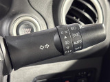 【オートライト(AUTO)】外の明るさをシステムが感知して、自動でヘッドライトが点灯します!ヘッドライトをつけ忘れを防ぐ便利機能です。