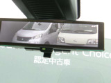 インテリジェント・ルームミラー:車両後方のカメラ映像をミラー面に映し出すので、車内の状況や、天候などに影響されずいつでもクリアな後方視界が得られます。