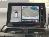 アラウンドビューモニター 駐車場での車庫入れや狭い道路での走行にカメラで確認が出来るので安心です。