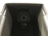 アクセアサリーソケット付き。