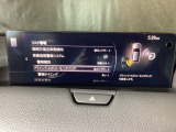 後方左右の死角に入ってしまった車両をセンサーが感知しドライバーにお知らせしてくれるブラインドスポットモニタリングシステム。高速の合流などでも安心できます。