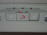【SOSコール】 緊急時に警察・消防・医療機関への連絡を補助するサービスです。※事前登録が必要です。また有料です。