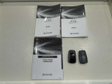 【キーレス】少し離れた場所からでもボタン一つでドアの開錠・施錠ができるのでとっても便利!