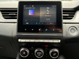 お手持ちのスマホに無料の専用アプリ「R&Go」をインストールしBluetoothでペアリングすることで、「車両情報」「メディア」「電話」「ナビゲーション」機能を利用することができます
