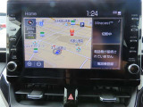 (9インチディスプレイオーディオ)スマホと車をつなぐことで色々なサービスを楽しめます。