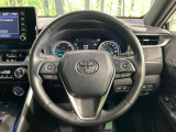 【純正革巻きステアリング】上質な革を使用することで、手にしっかり馴染みとても運転しやすいハンドルです♪