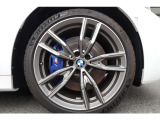 【BMWアロイホイル】軽量かつ強度に拘ったアロイホイル。走行性能ポテンシャルを引き出す設計。