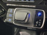 【横滑り防止機能】 車両走行安定補助システム搭載  車が横滑りしそうになった際に、横滑りを防ぐ安全装備が付いています。