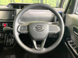【ステアリングスイッチ】運転中、前方から目線をそらすことなく、オーディオ等の操作が可能な便利機能!安心&快適なドライブを演出してくれます♪