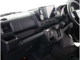 見通しのよいすっきりとした視界で、誰でも運転しやすいです。運転のしやすさは疲れにくさにも繋がりますよ♪