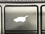 【パワーバックドア】スマートキーや運転席のボタンを押すだけでリアゲートが自動で開閉します!荷物を持っている時や、高い位置にあるバックドアを閉める際に便利な機能です♪