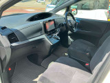 納車整備につきましては、国家資格を持つ、経験豊富な自動車整備士が、納車点検を実施し、不具合箇所を整備した上で納車させていただきます。