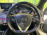 【ステアリングスイッチ】運転中、前方から目線をそらすことなく、オーディオ等の操作が可能な便利機能!安心&快適なドライブを演出してくれます♪