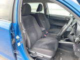 運転席シート廻りは使用感も少なく、良好な状態となっています。前オーナー様が丁寧に使っていたことがよくわかりますね。