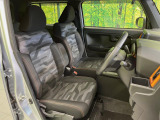 運転席シート廻りは使用感も少なく、良好な状態となっています。丁寧に使われていたことがよくわかりますね。