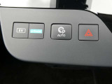 スイッチを押すだけで、車が勝手に駐車してくれるプロファイルとパーキング駐車が苦手な方も楽々です。
