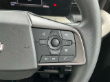音量など車両情報を手元で操作できるハンドルスイッチ付き。