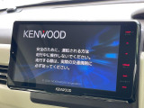 【大画面ナビ】人気の大型9インチナビを装備。存在感のある大画面はインパクト大!ナビ利用時のマップ表示は見やすく、テレビやDVDは臨場感がアップ!いつものドライブがグッと楽しくなります♪