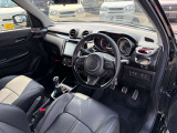 内装も広く運転もしやすいですね!