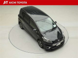 両側パワースライドドア付きだから、狭い駐車スペースなどでの乗り降りラクラク♪小さなお子さまのいるご家庭には嬉しい装備です。