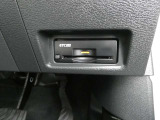 高速道路の料金所もスムーズに通過できるETC。阪神高速はETC使用時に距離料金でお得になります!ビルトインタイプですので、綺麗にスッキリ収まっています。多機能なETC2.0ですよ!!