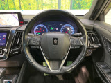 【純正革巻きステアリング】上質な革を使用することで、手にしっかり馴染みとても運転しやすいハンドルです♪