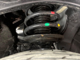 お車を安心してお乗りいただく為には、足回りの定期点検が欠かせません。サービスサポート(有償保証)では無料点検もご提供しており、安心のカーライフをお過ごしいただけるサポート体制が整っています。
