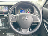 【純正革巻きステアリング】上質な革を使用することで、手にしっかり馴染みとても運転しやすいハンドルです♪
