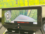 【パノラミックビューモニター】専用のカメラにより、上から見下ろしたような視点で360度クルマの周囲を確認することができます☆死角部分も確認しやすく、狭い場所での切り返しや駐車もスムーズに行えます。
