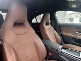 中古車だけではなく、新車も多岐にわたり、正規輸入車販売を行っております。全国選りすぐりの仕入ネットワークの中からあなたにピッタリのお車を探します!