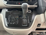 新車.中古車販売車両全て下廻り洗車、錆止め作業をやらせていただきます。
