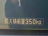 お車の状態をしっかりとお伝えするために1台の車両に付き40枚以上の画像を用意しております。外装はもちろん、室内の装備やお車の特徴などごらんください。
