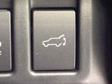 【パワーバックドア】スマートキーや運転席のボタンを押すだけでリアゲートが自動で開閉します!荷物を持っている時や、高い位置にあるバックドアを閉める際に便利な機能です♪