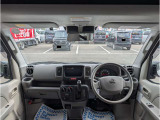 万が一の事故等が起きたときには、自社所有の積載車でお客様の大切なお車を 現地まで積載にお伺いいたします。また、代車を無料でご準備いたします!