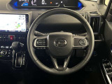 3本スポークステアリング!ステアリングスイッチ付!全車速追従機能レーダークルーズコントロール操作などが可能!