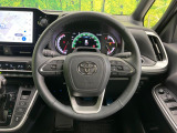 【ステアリングスイッチ】運転中、前方から目線をそらすことなく、オーディオ等の操作が可能な便利機能!安心&快適なドライブを演出してくれます♪