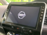【純正10型ナビ】人気の純正ナビを装備しております。ナビの使いやすさはもちろん、オーディオ機能も充実!キャンプや旅行はもちろん、通勤や買い物など普段のドライブも楽しくなるはず♪