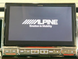 【BIG-X11インチナビ】人気の大画面BIG-Xナビを装備。専用設計で車内の雰囲気にマッチ!ナビ利用時のマップ表示は見やすく、テレビやDVDは臨場感がアップ!いつものドライブがグッと楽しくなります♪