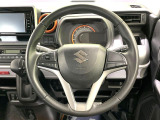 【純正革巻きステアリング】上質な革を使用することで、手にしっかり馴染みとても運転しやすいハンドルです♪
