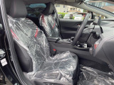 プリウス 2.0 Z E-Four 4WD 本革シート