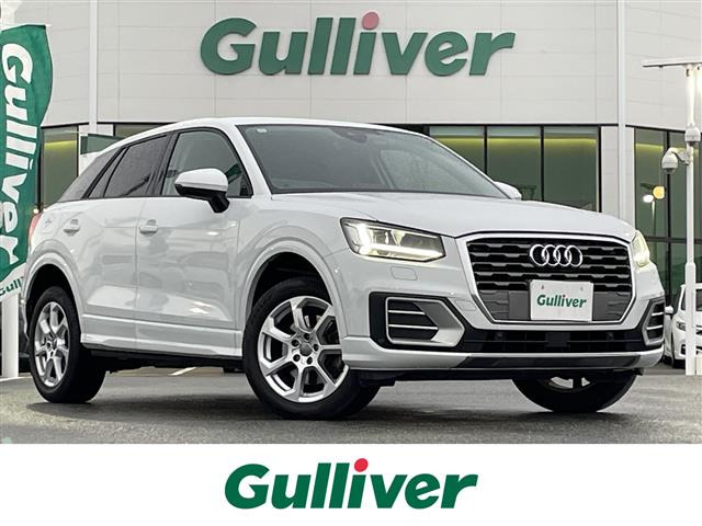 Q2 1.0 TFSI スポーツ 修復歴無し