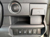 仕入れ先が不明なお車は取扱いしません!!実際に現地に足を運び、しっかりとチェックをしてから仕入れてきてますので、どのお車もご安心して乗っていただけます☆