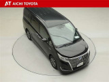 両側パワースライドドア付きだから、狭い駐車スペースなどでの乗り降りラクラク♪小さなお子さまのいるご家庭には嬉しい装備です。
